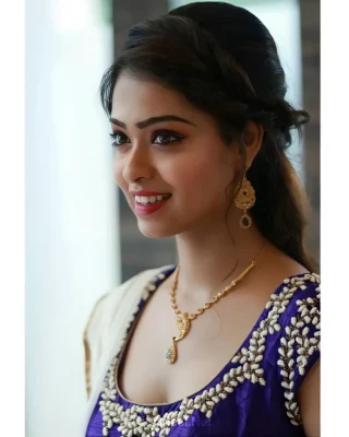 Anoushka Gonsalves web series actress