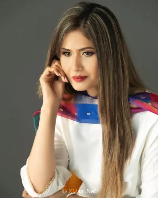 Divya Dwivedi web series actress