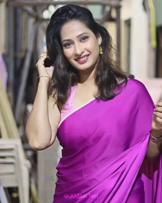 Priya Marathe web series actress